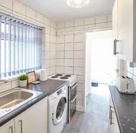بيت للعطل The Charltons Workstays Uk مدليسبره